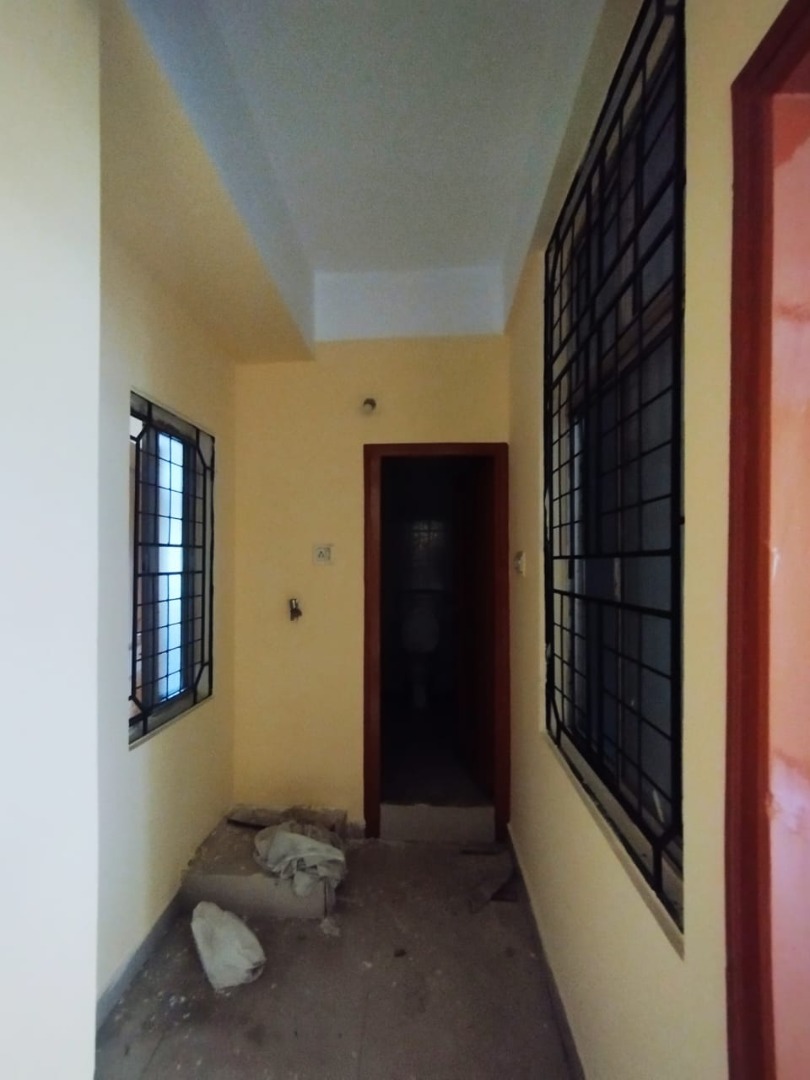 Unfurnished 3bhk in Juripar Path, Barbari Village, Guwahati, Assam, India for Rent
